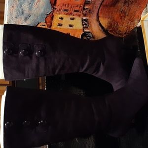 Women suede boots